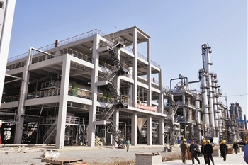 天堿新廠“心臟”到位 可年產80萬噸聯堿等產品-天堿-北方網-新聞中心